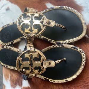 Tory burch sandals Size 7